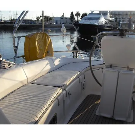 Bavaria Båthotell *